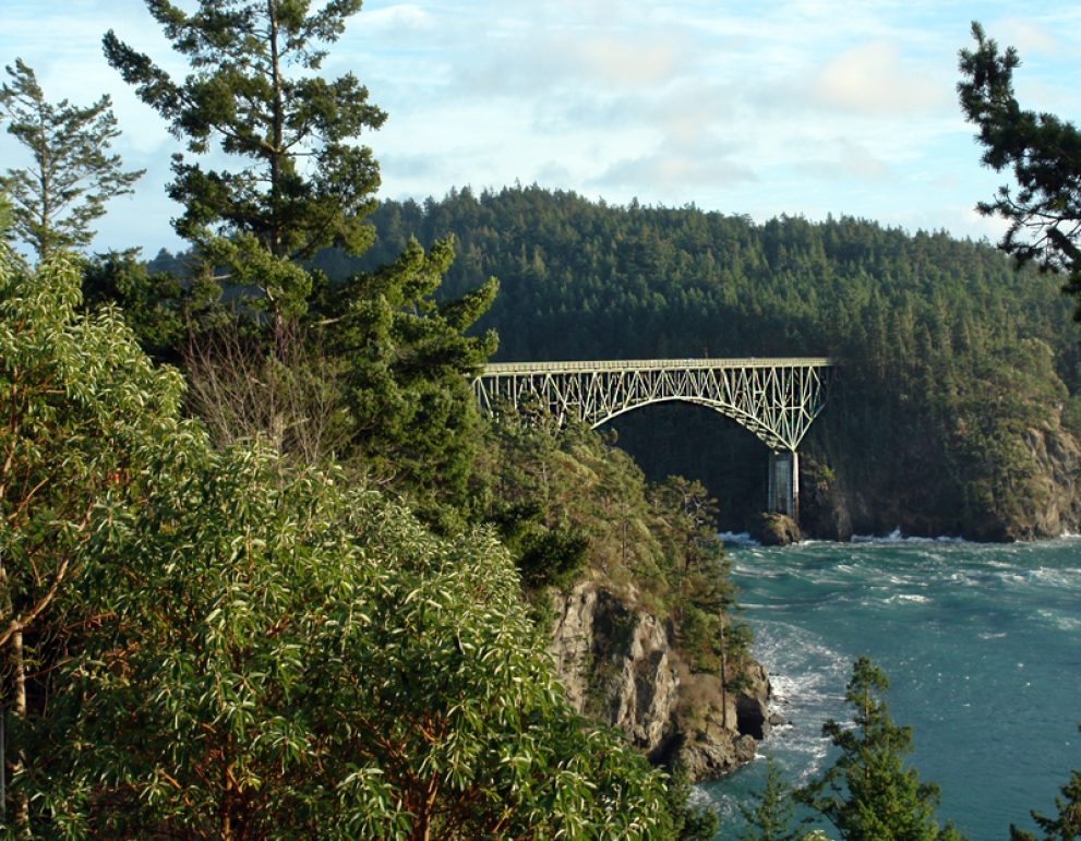 Churning waters of Deception Pass