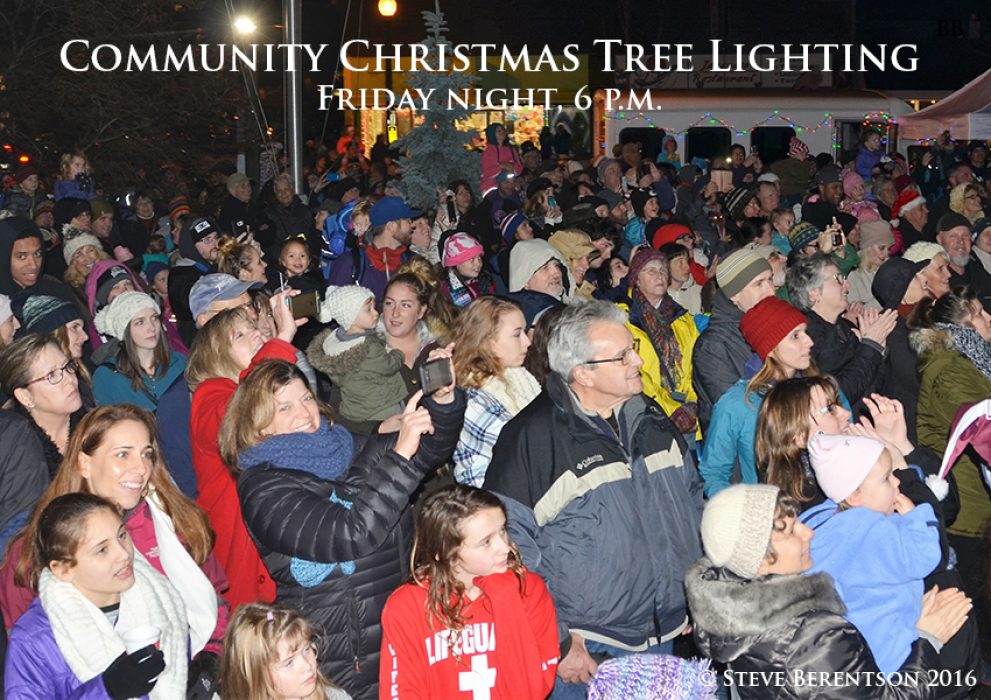 Join the crowd for tree lighting